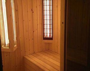 Interieur van de sauna in De Leuvenhorst/Haspel, Ermelo, Veluwe. Vakantiehuis met luxe wellnessfaciliteiten.