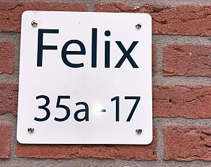 Name tag of Holiday home in Ermelo, Veluwe, Gelderland for recognition.