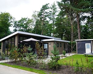 Vakantiewoning Heidehoeve XL comfort in Hoenderloo, Veluwe, omgeven door natuur.