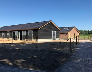 Overview of the stables at Holiday Home in Garderen, Veluwe, with modern amenities.
