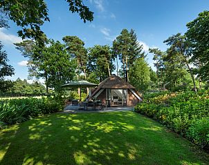 Entdecken Sie die grne Umgebung des Ferienhauses Sprielderbosch 45 'Skogen' in Putten, Veluwe, Gelderland.