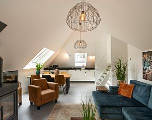 Modern kitchen with skylight in Sprielderbosch 28 'Berkenhoek' on the Veluwe in Putten.