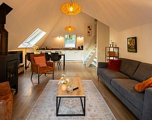 Gerumiges Wohnzimmer mit Kche in Ferienhaus Sprielderbosch 23 De Zwijnenstal, Ferienhaus in Putten, Veluwe.