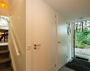 Eingang und Flur des Ferienhauses Sprielderbosch 23 De Zwijnenstal, Ferienhaus an der Veluwe in Putten.