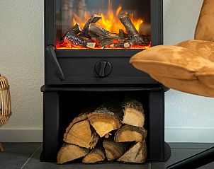 Houtkachel in Vakantiewoning Sprielderbosch 44 Green Balance, vakantiehuis op de Veluwe in Putten, voor warme avonden.