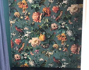 Artistic wallpaper in Holiday home in Voorthuizen, Veluwe, with flowers and birds.