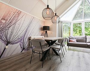 Eetruimte van vakantiewoning in Vaassen, Veluwe, met moderne decoratie.