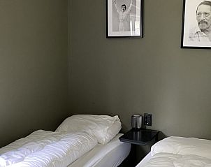 Extra slaapkamer in Vakantiehuis Hackfort 6, Hulshorst, Veluwe met comfortabele bedden.