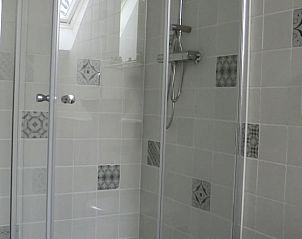 Moderne douche in vakantiehuis in Hulshorst, perfect voor ontspanning, Veluwe, Gelderland.