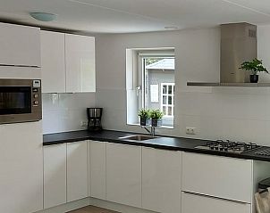 Voll ausgestattete Kche im Ferienhaus in Nunspeet, Veluwe, ideal fr kulinarische Erlebnisse in Gelderland.