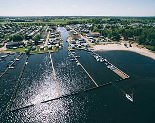 Luchtfoto van Vakantiehuis Villa 10, Nunspeet, Veluwe, nabij de jachthaven.