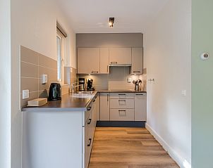 Tweede slaapkamer in Landgoed 't Loo 6-persoons bungalow 6C3, Oldebroek, Veluwe, met ruime bedden.