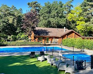 Verblijf 324333 - Chalet Veluwe - Boshuis op de Veluwe naast zwembad