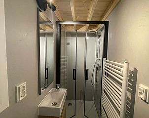 Stijlvolle douche in Vakantiehuisje in Lieren, Veluwe.