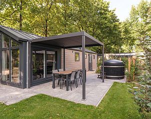 Guest house 325359 - Holiday property Veluwe - Doornenburg Lodge Comfort met Hottub & Sauna