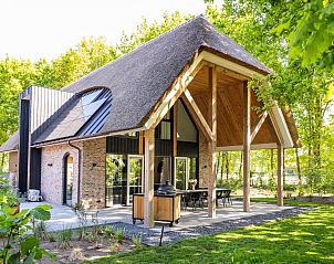 Verblijf 325529 - Vakantiewoning Veluwe - Boerderij Villa met Binnenzwembad & Wellness | 12 personen