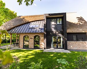 Verblijf 325529 - Vakantiewoning Veluwe - Boerderij Villa met Binnenzwembad & Wellness | 12 personen