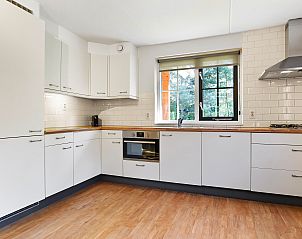 Slaapkamer in Coldenhove vakantiehuis, Eerbeek, Gelderland met tweepersoonsbed.