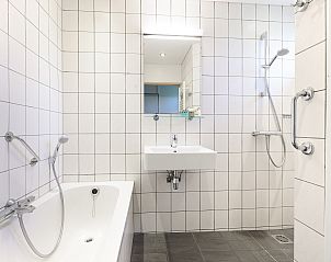 Volledig uitgeruste keuken in Rabbit Hill 4-persoons bungalow 4C, Veluwe, ideaal voor zelfvoorzienende vakanties.