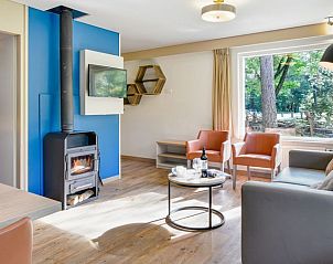 Moderne inrichting in Rabbit Hill vakantiehuis, Nieuw Milligen, Veluwe.