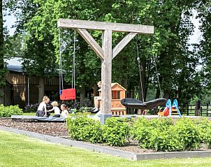 Speelplaats voor kinderen bij Vakantiehuisje in Kootwijkerbroek, Veluwe, Gelderland.