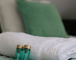 Luxury towels and toiletries in Holiday home in Ugchelen, Veluwe, Gelderland.