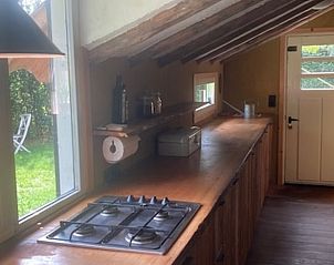 Praktische keuken in Vakantiehuis in Overschild, Noordoost Groningen.