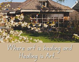 Inspirerende kunst en natuur bij Vakantiehuis in Roodeschool, ideaal voor creatieve retraites in Groningen.