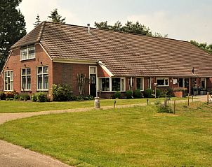 Hoofdgebouw van Vakantiehuis in Ter Apel, charmant en uitnodigend in Groningen.