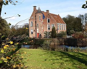 Historisch gebouw in de omgeving van Vakantiehuis in Vriescheloo, een cultureel uitje in Groningen.
