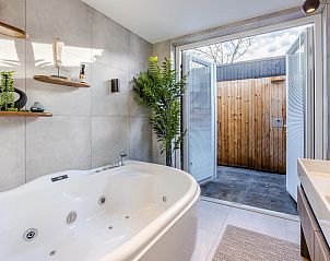 Verblijf 350642 - Bungalow Zuidoost Groningen - 6-persoons wellness bungalow | 6ELW