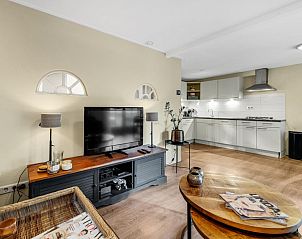 Paardenportretten in Rutershoeske vakantiehuis, Veendam, Groningen.