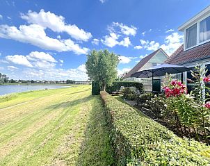 Guest house 370221 • Holiday property Midden Limburg • Rose Garden 