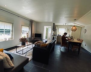 Ruime open woonkeuken in Vakantiehuis in Leveroy, Midden Limburg.