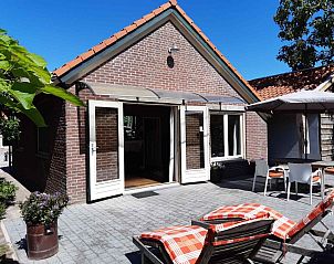 Moderne keuken met alle voorzieningen in L202 vakantiehuis, Nederweert, Limburg. Kookplezier verzekerd.