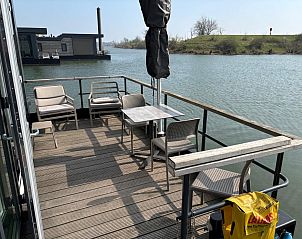Verblijf 371418 - Appartement Midden Limburg - Appartement Maasterp - woonboot 14