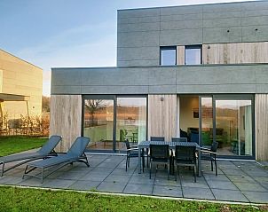 Verblijf 372224 - Vakantiewoning Midden Limburg - Waterzicht Villa Modern | 6 Pers