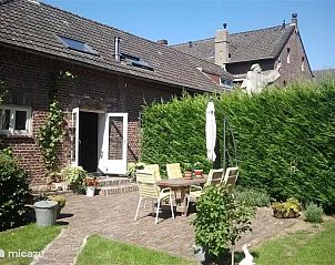 Guest house 372303 - Apartment Midden Limburg - Inne Schuur