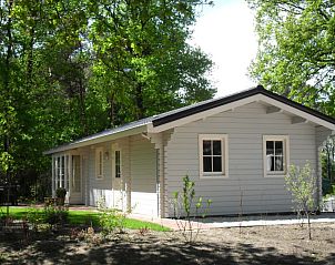 Gezellig Fins Chalet 4 vakantiehuis in de bossen van Belfeld, Noord Limburg.