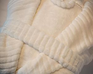 Zachte badjas in Huisje in Heijen, vakantiehuis in Heijen, Noord Limburg.