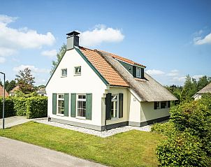 Guest house 385203 • Bungalow Noord Limburg • Domein De Schatberg | 6-persoons bungalow | 6CE 