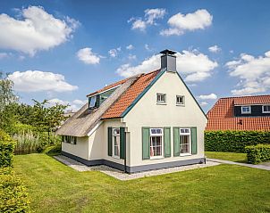 Verblijf 385207 • Bungalow Noord Limburg • Domein De Schatberg | 4-persoons bungalow | 4BL 