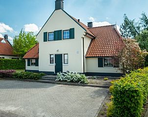 Verblijf 385213 • Bungalow Noord Limburg • Domein De Schatberg | 12-persoons bungalow | 12GL 