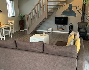 Gezellige woonkamer van Vakantiehuisje in Heythuysen, Noord Limburg, Limburg.