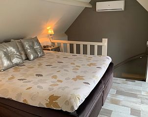 Comfortabele slaapkamer in Vakantiehuisje in Heythuysen, Noord Limburg, Limburg.