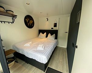 Unterkunft 386105 - Zelthaus Noord Limburg - Houseboat Marina Mookerplas (met dakterras en hottub)