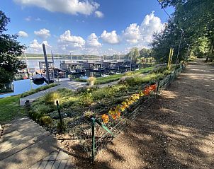 Verblijf 386107 - Vakantiewoning Noord Limburg - Floating in Limburg - rooftop hottub
