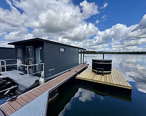 Unterkunft 386127 - Ferienhaus Noord Limburg - Houseboat Marina Mookerplas (met Hottub)