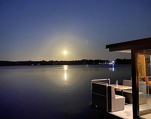 Unterkunft 386127 - Ferienhaus Noord Limburg - Houseboat Marina Mookerplas (met Hottub)