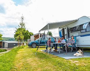 Enjoy a relaxing stay at Camping Place Comfort XL view in Gulpen, South Limburg, with beautiful views of nature.